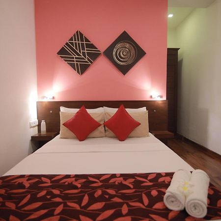 D Plus B&B Negombo Exterior photo