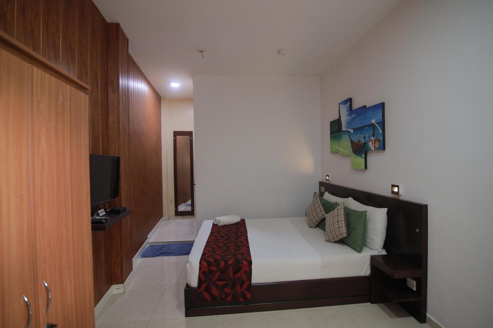 D Plus B&B Negombo Exterior photo